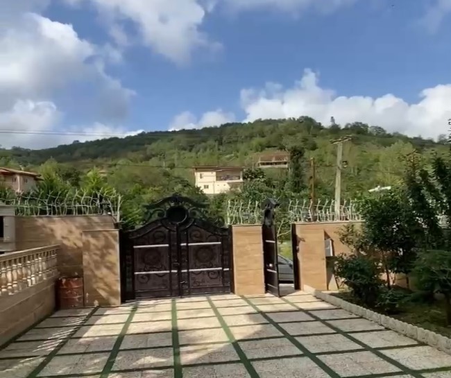 پیشنهاد خرید ویلای 300 متری تریبلکس استخردار در تنکابن(شهسوار) جاده دو هزار