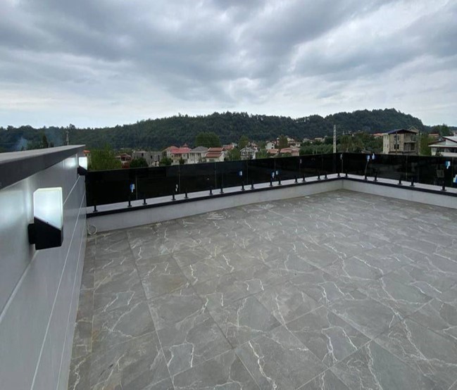 فروش ویلای نوساز جنگلی روف گاردن 390 متری در تنکابن(شهسوار) جاده دو هزار