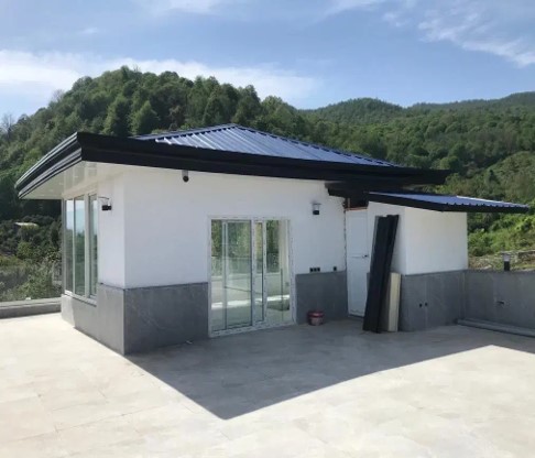 ویلا تریبلکس نوساز 335 متری فروشی در تنکابن(شهسوار) پلاک یک جنگل دو هزار