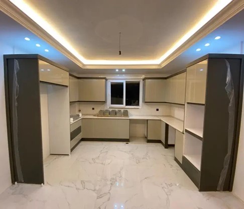 ویلا تریبلکس نوساز 335 متری فروشی در تنکابن(شهسوار) پلاک یک جنگل دو هزار