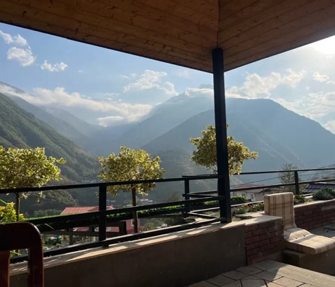 ویلای جنگلی فروشی واقع در جاده دو هزار تنکابن(شهسوار)، معاوضه با آپارتمان  