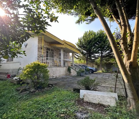 پیشنهاد خرید باغ ویلای 800 متری با 150 متر بنا در تنکابن(شهسوار)