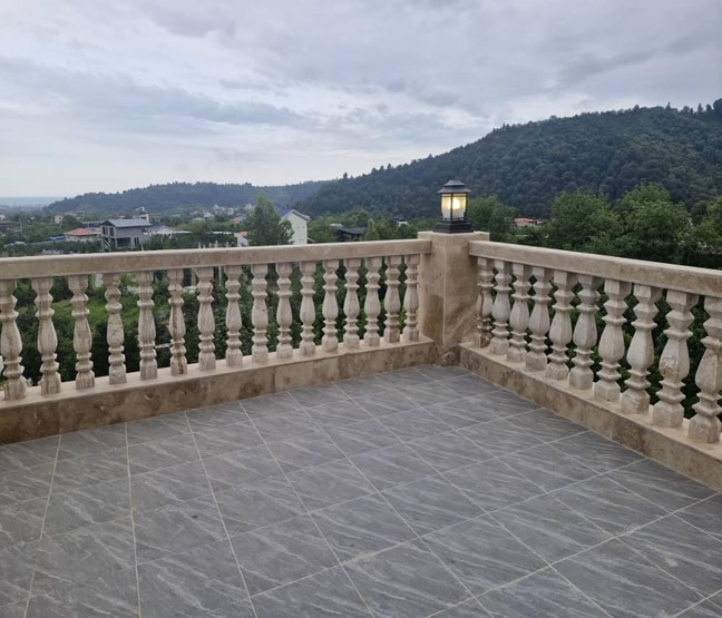 ویلا فروشی نوساز ، استخردار ، جنگلی و تریبلکس در تنکابن(شهسوار)