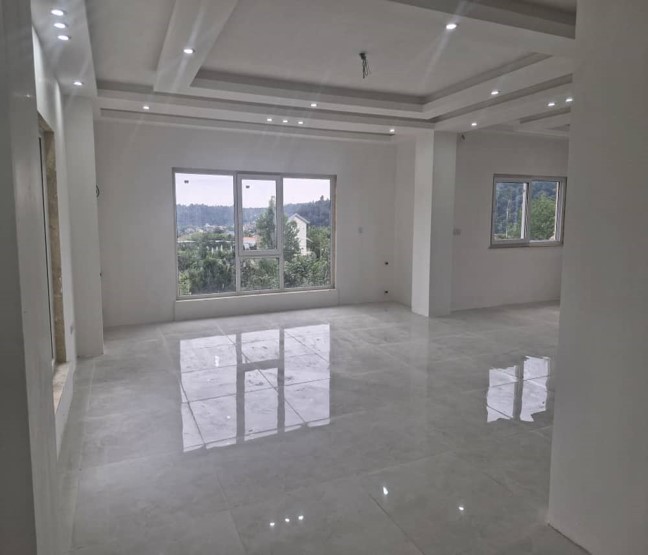 ویلا فروشی نوساز ، استخردار ، جنگلی و تریبلکس در تنکابن(شهسوار)