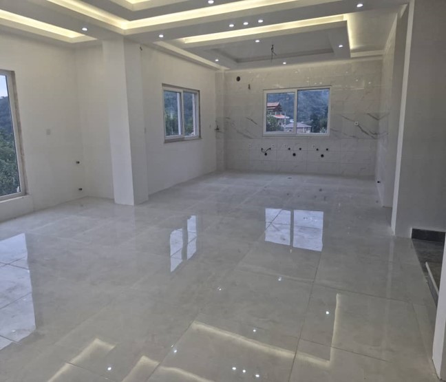 ویلا فروشی نوساز ، استخردار ، جنگلی و تریبلکس در تنکابن(شهسوار)